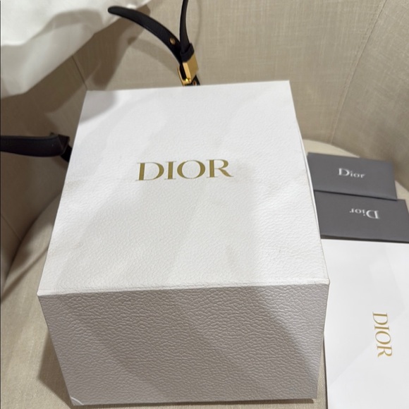 Dior Black Leather Women's Bag - Picture 5 of 14